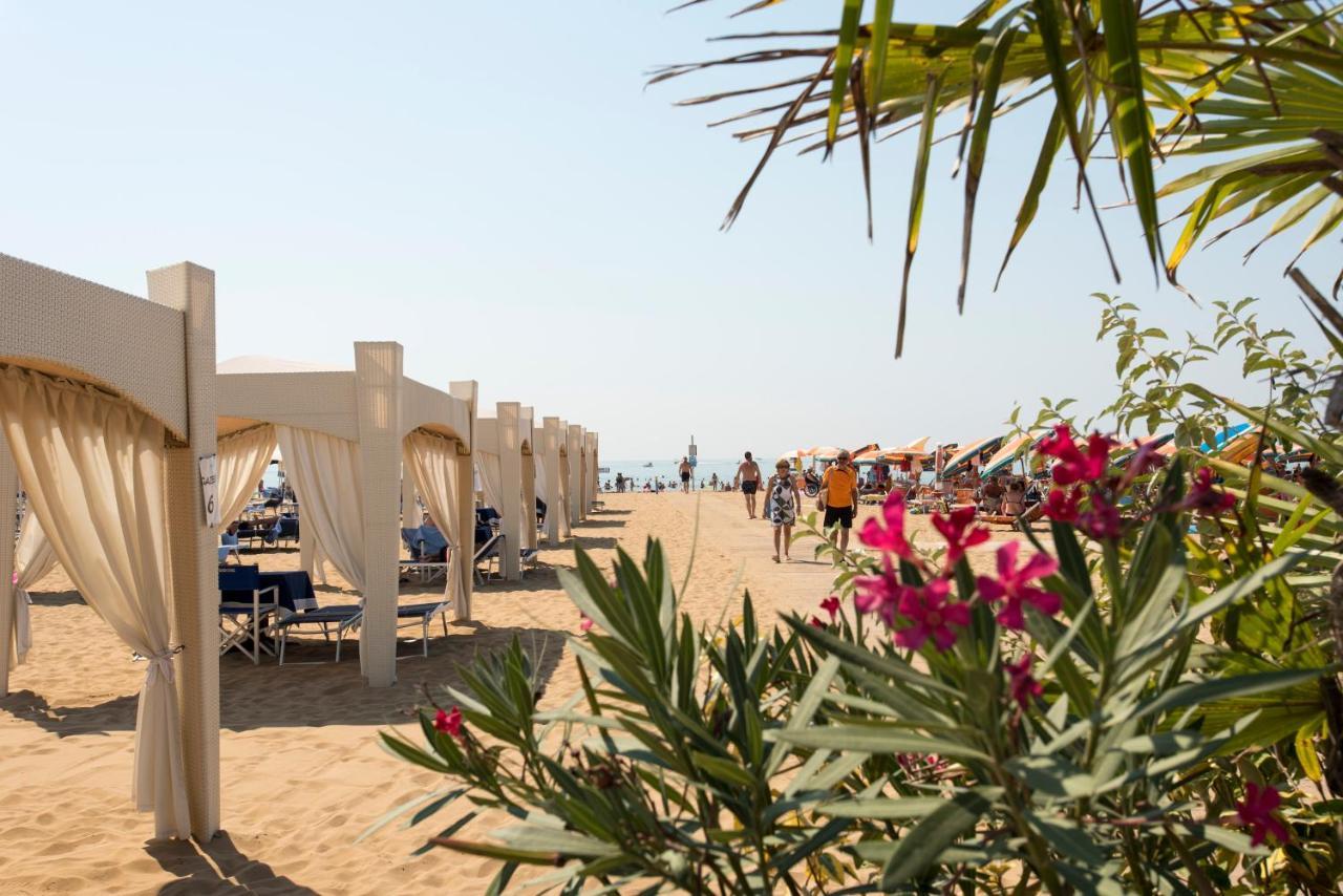 Appartamenti Tintoretto Bibione Bagian luar foto